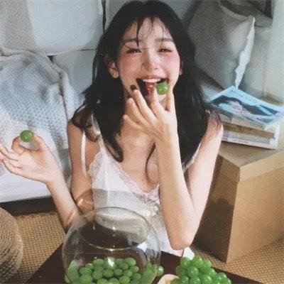 出水芙蓉粤语